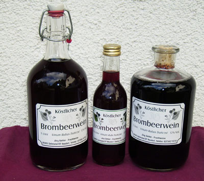 Brombeerwein